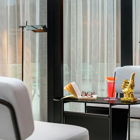 Hotel Moxy Pompeii Torre Annunziata