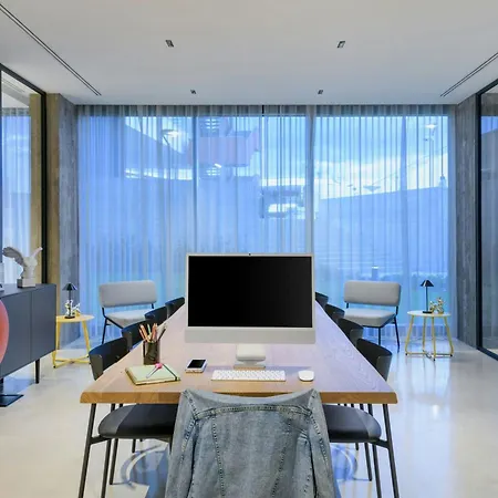 Moxy Pompeii Torre Annunziata