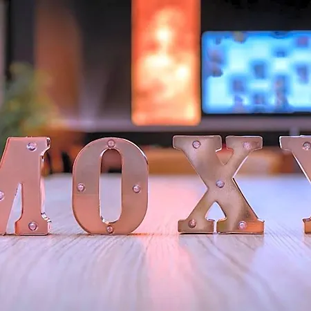 Moxy Pompeii Отель Торре-Аннунциата