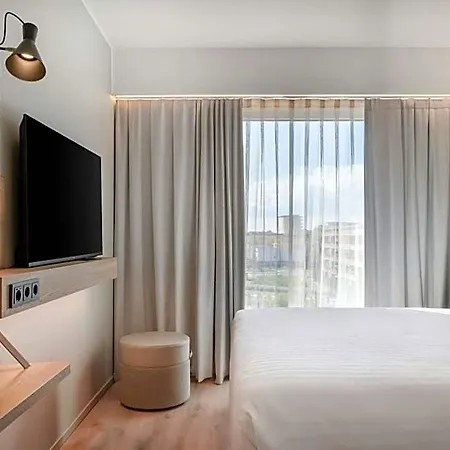 Moxy Pompeii 4* Торре-Аннунциата
